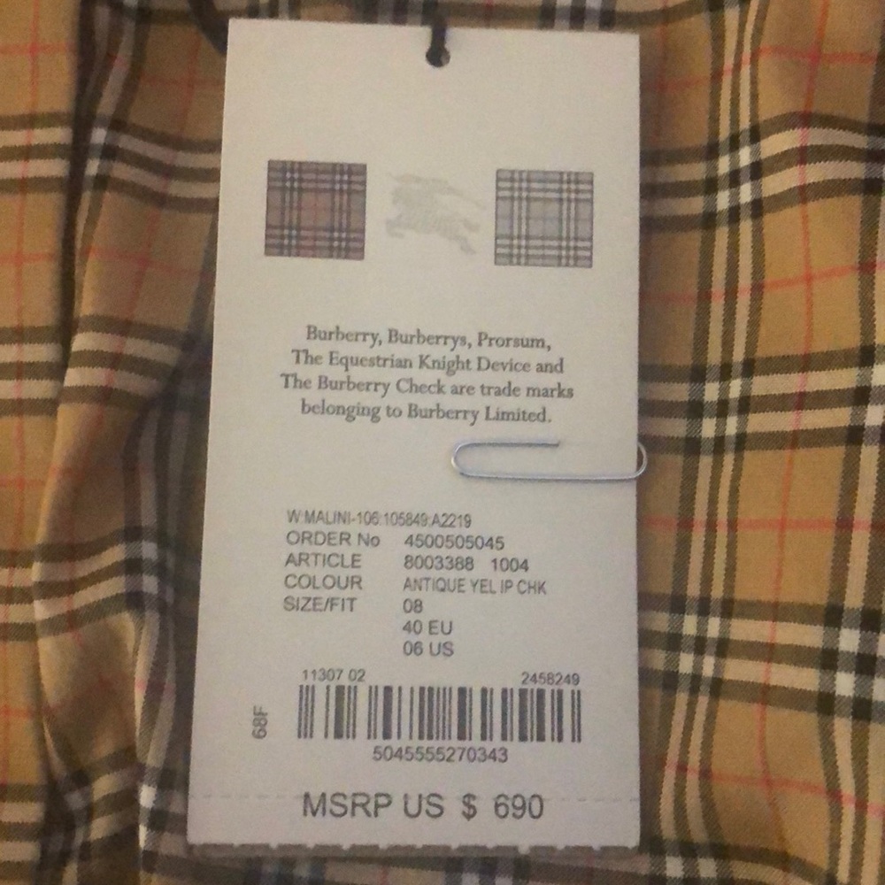 ❤️ Brand New Burberry Dress ❤️